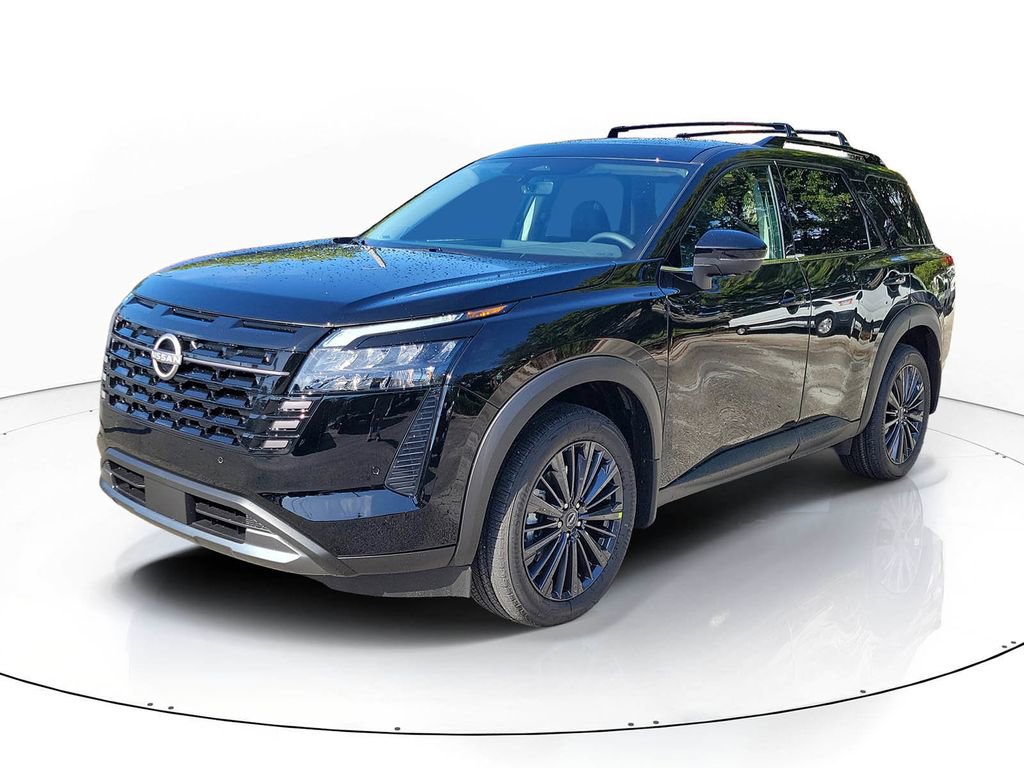 New 2026 Nissan Pathfinder SL image 3