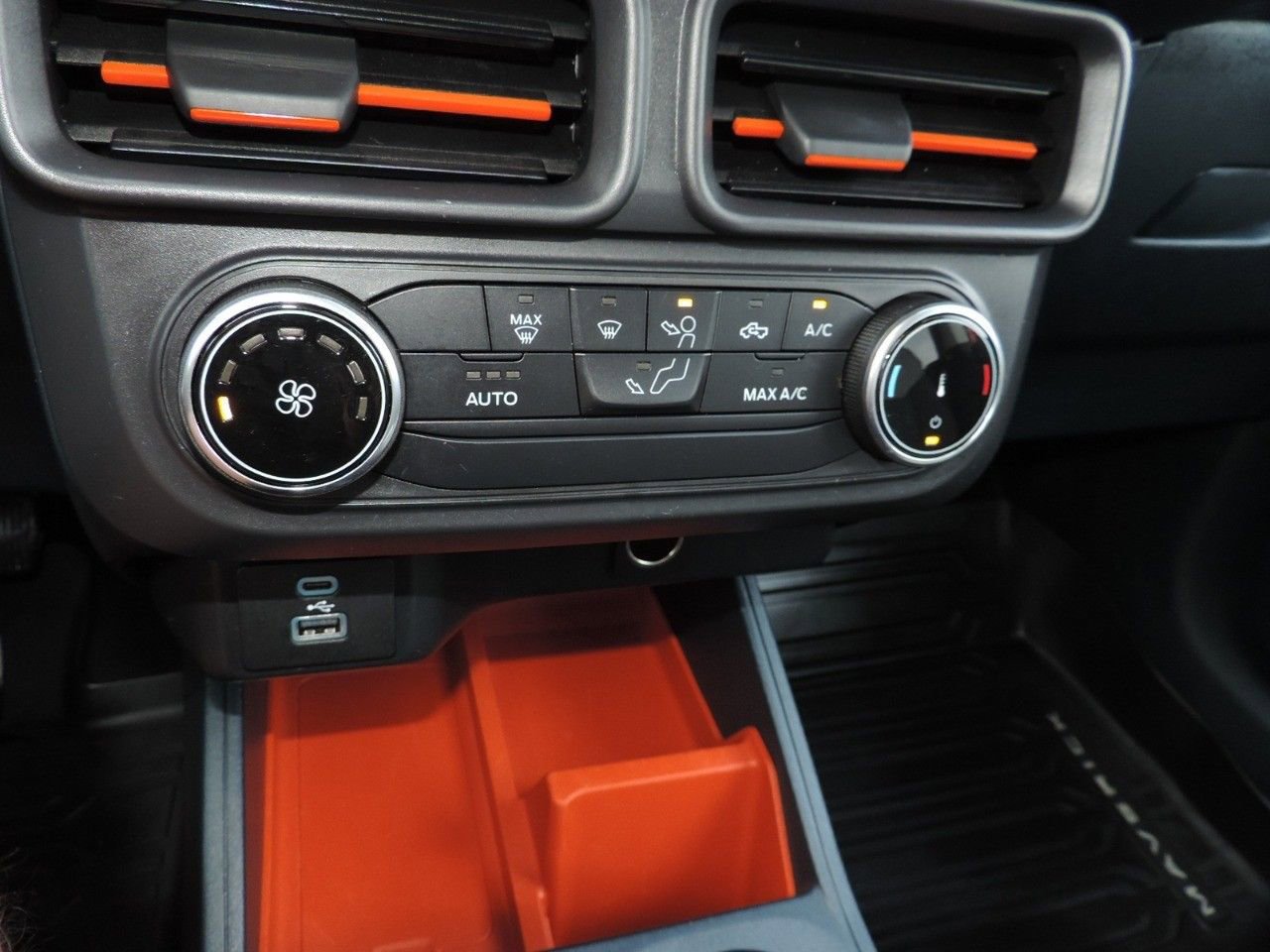 Used 2022 Ford Maverick XLT FWD image 22