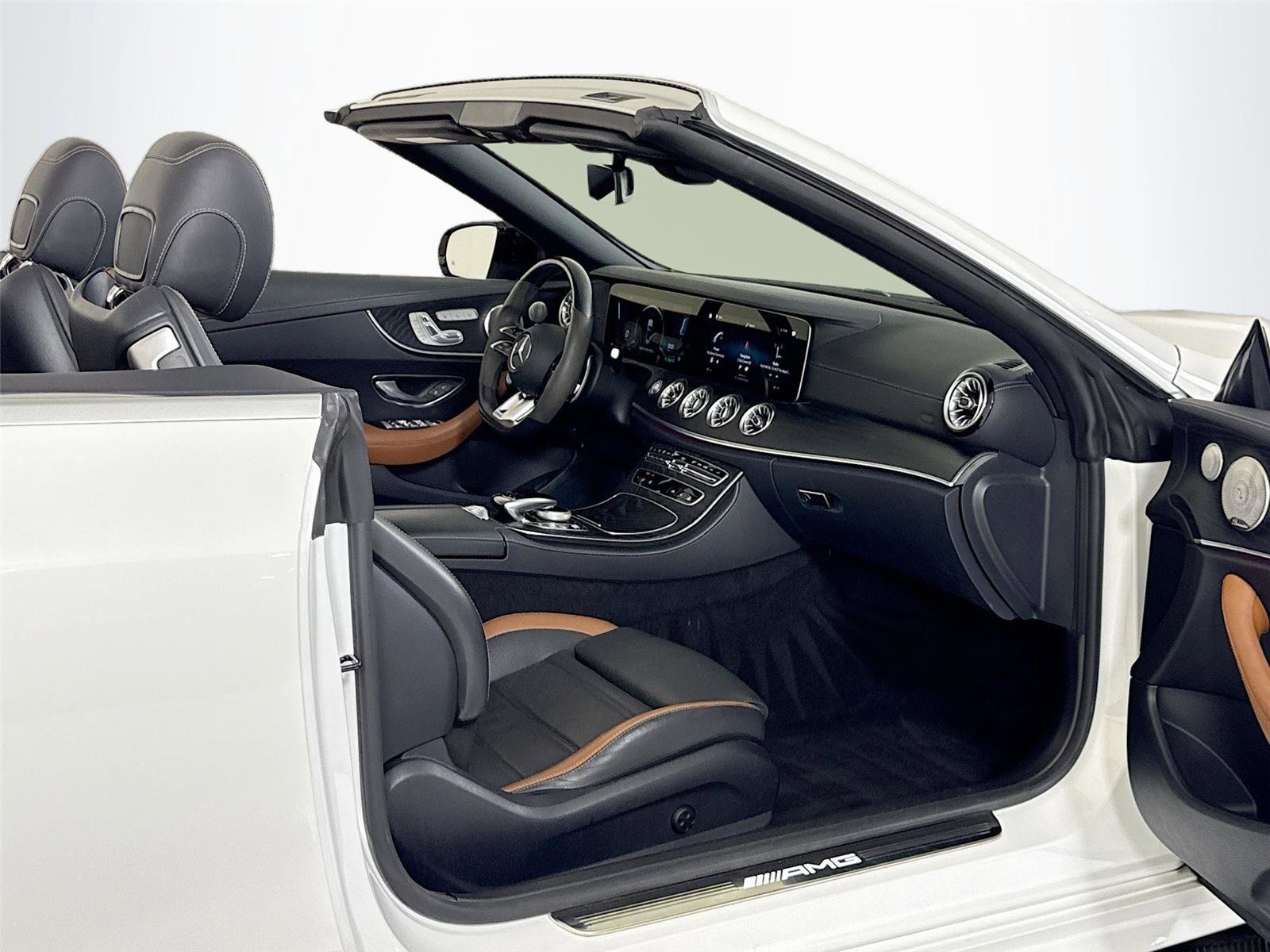 Used 2021 Mercedes-Benz E 53 AMG 4MATIC Cabriolet image 28