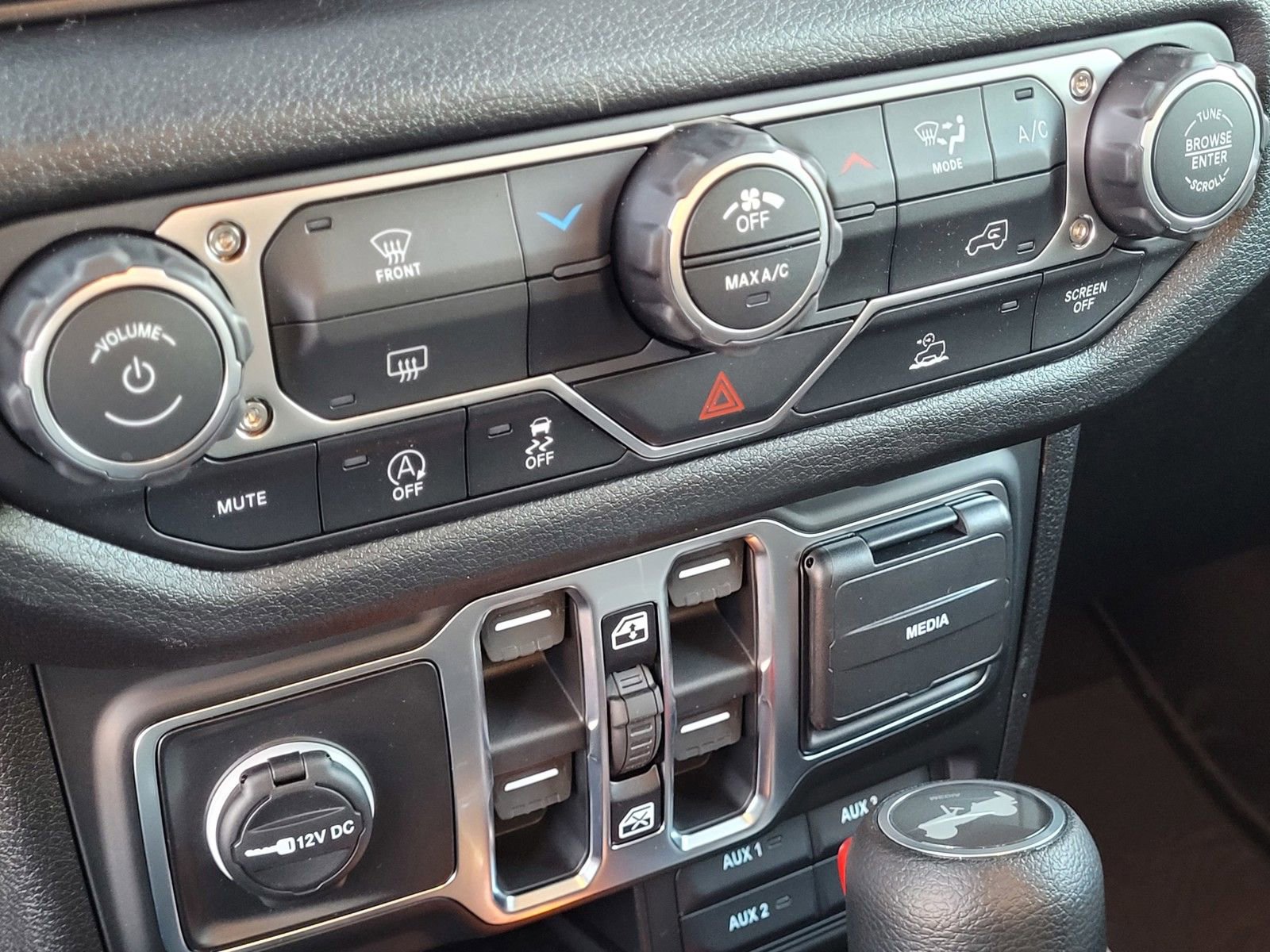 New 2026 Jeep Wrangler Unlimited Sport AWD/4WD image 21