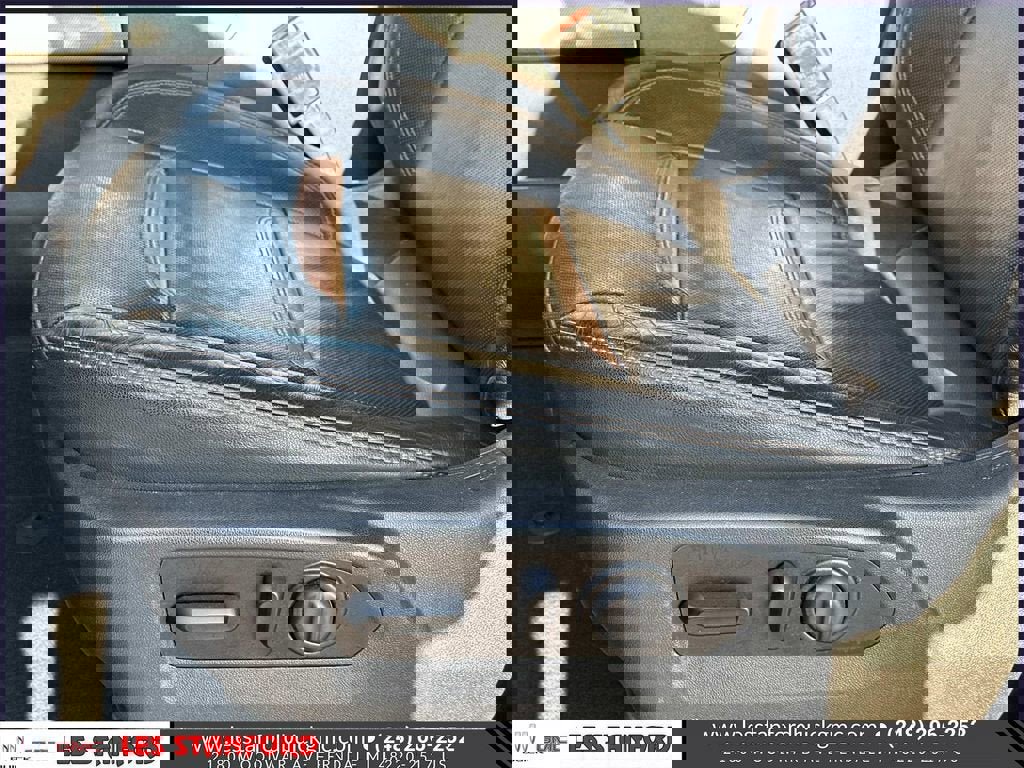 Used 2021 GMC Sierra 1500 AT4 w/ AT4 Preferred Package image 18