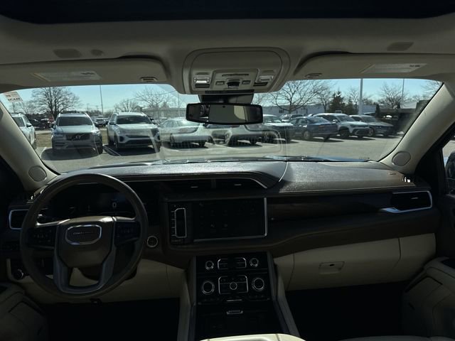 Used 2023 GMC Yukon XL Denali image 21