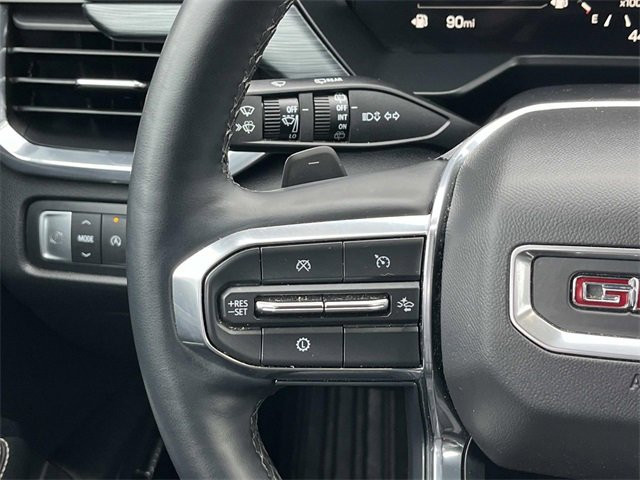 Used 2024 GMC Acadia Elevation image 17