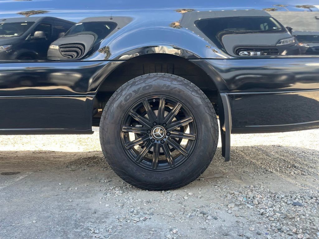 Used 2024 Mercedes-Benz Sprinter 2500 image 28