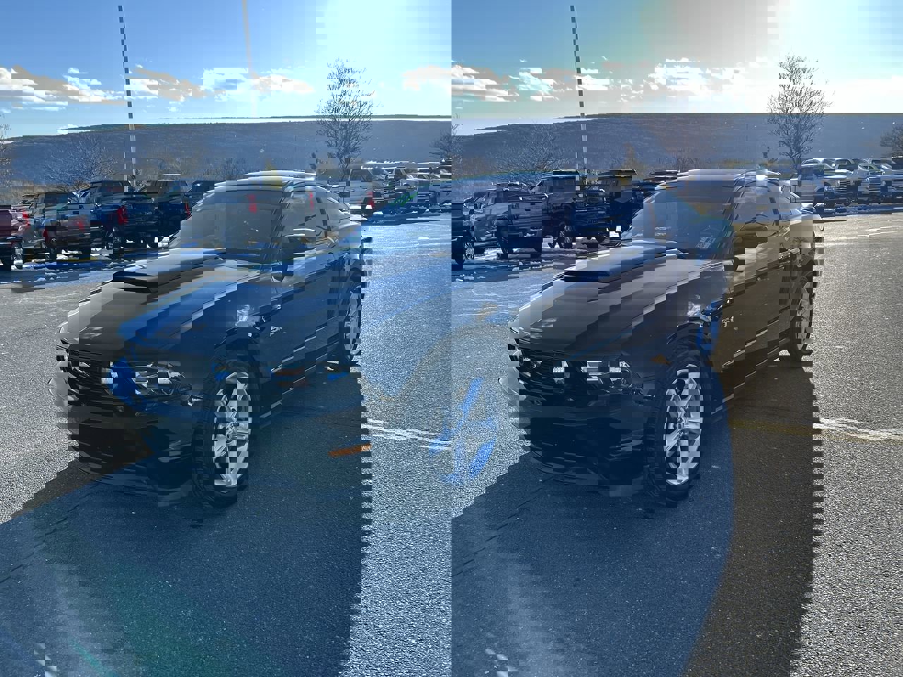 Used 2011 Ford Mustang GT Premium image 3