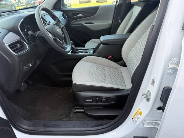 Certified 2023 Chevrolet Equinox LS w/ LS Convenience Package FWD image 23