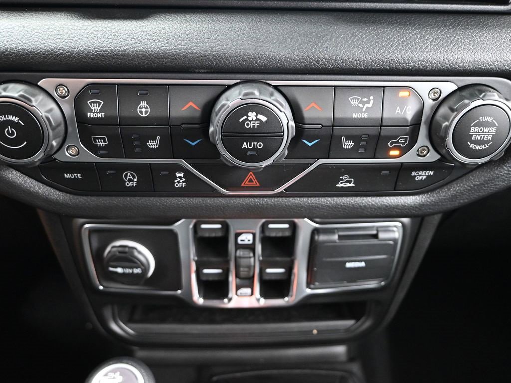 New 2025 Jeep Gladiator Sport image 25