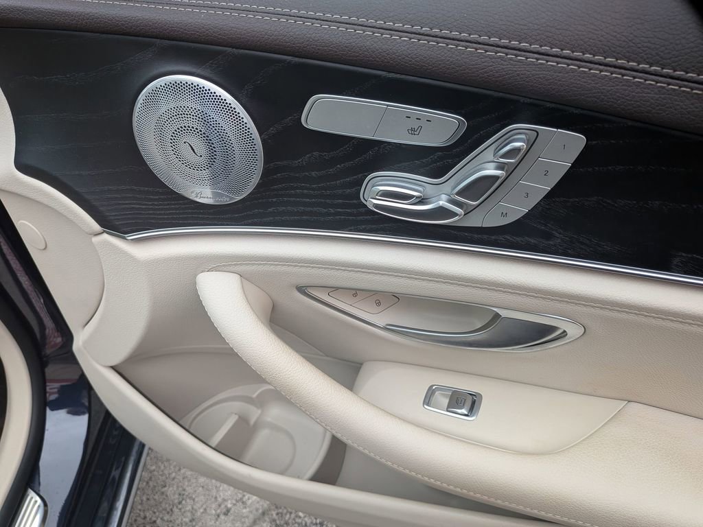 Used 2020 Mercedes-Benz E 350 4MATIC Sedan image 30