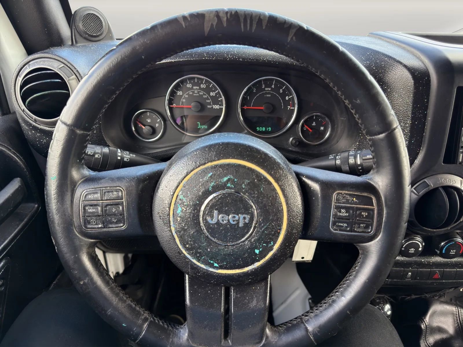 Used 2014 Jeep Wrangler Unlimited Sport w/ Connectivity Group AWD/4WD image 9