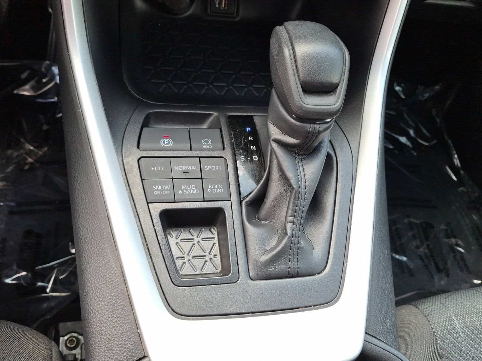 Certified 2025 Toyota RAV4 XLE AWD/4WD image 19