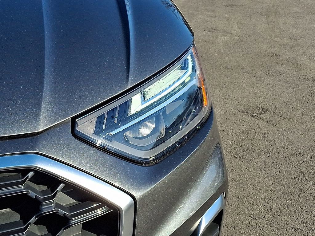 Used 2023 Audi Q5 2.0T Premium w/ Convenience Package image 8