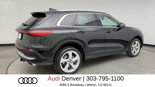Used 2025 Audi Q5 Premium w/ Premium Plus AWD/4WD image 2