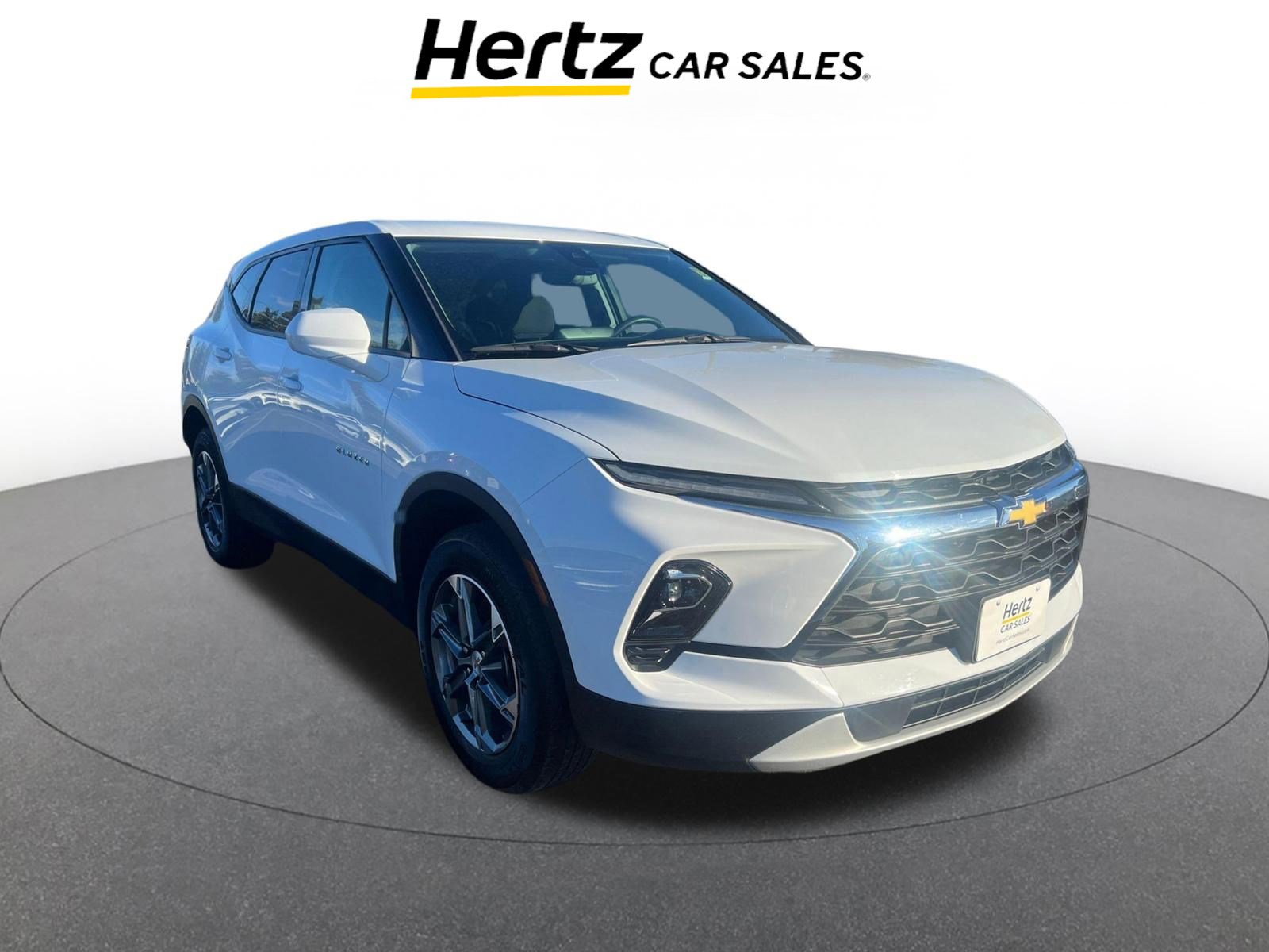 Used 2025 Chevrolet Blazer LT image 1