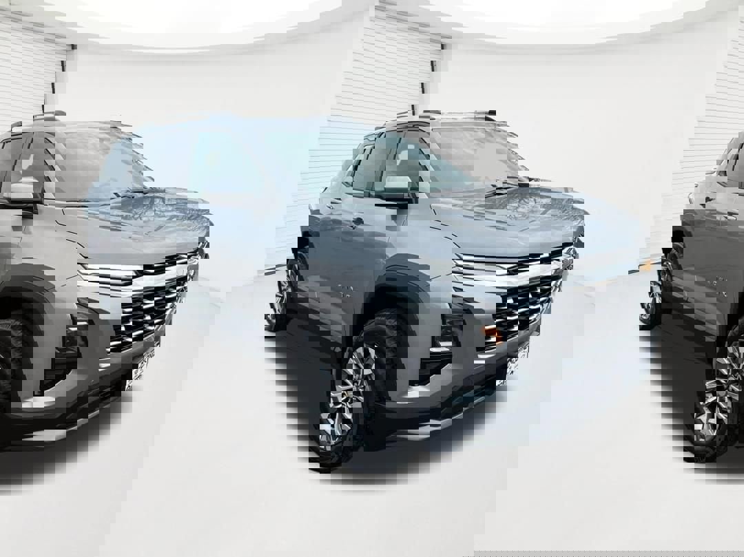 New 2026 Chevrolet Equinox LT w/ Convenience Package II image 3