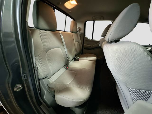 Used 2020 Nissan Frontier SV image 27