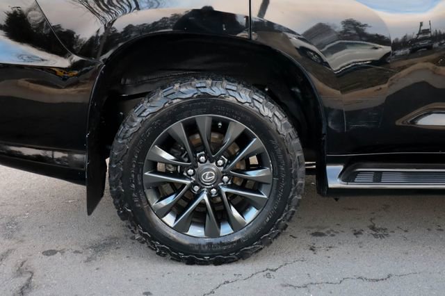 Used 2020 Lexus GX 460 Premium w/ Premium Package image 27