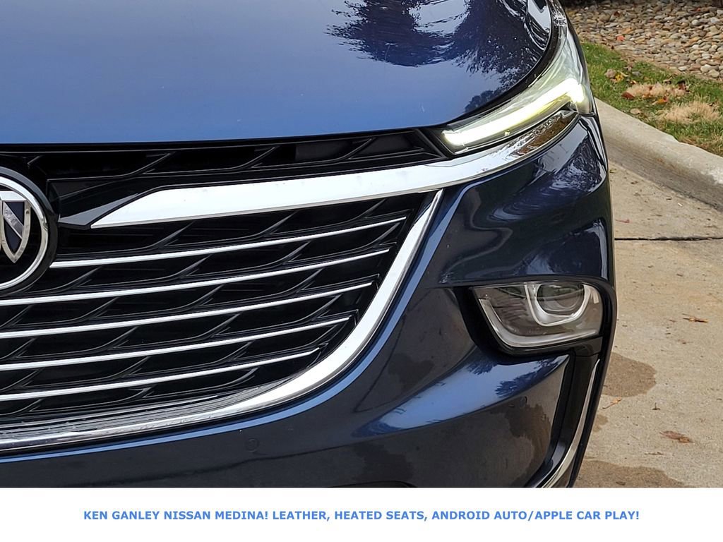 Used 2023 Buick Enclave Essence image 10