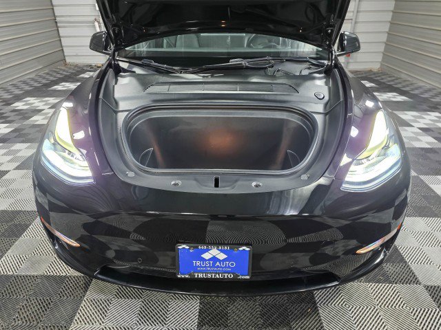 Used 2021 Tesla Model Y Performance image 37