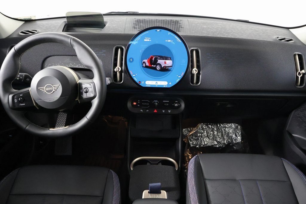 Certified 2025 MINI Cooper Countryman S AWD/4WD image 8