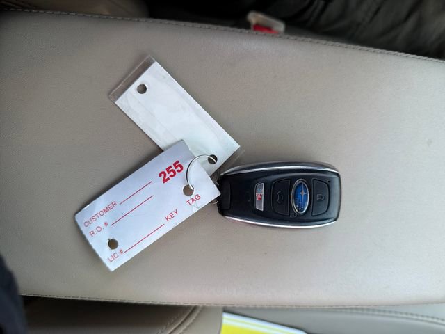 Used 2017 Subaru Outback 2.5i Limited image 32