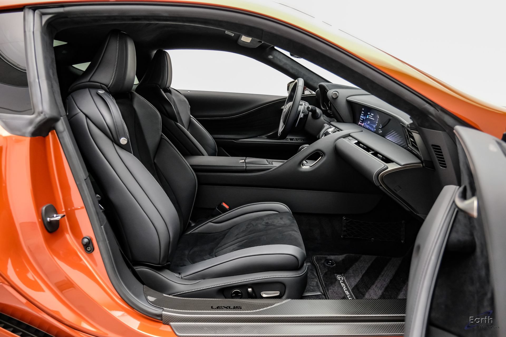Used 2021 Lexus LC 500 Coupe w/ Performance Package RWD image 48