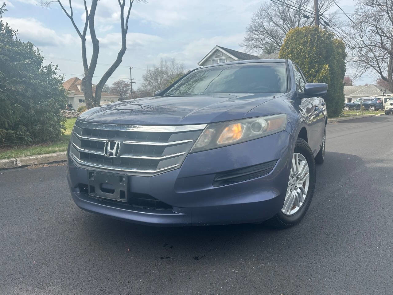 Used 2012 Honda Crosstour EX image 2