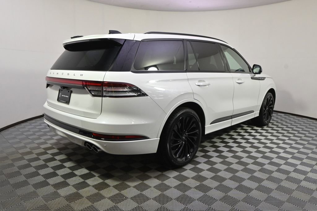 New 2026 Lincoln Aviator Reserve image 7