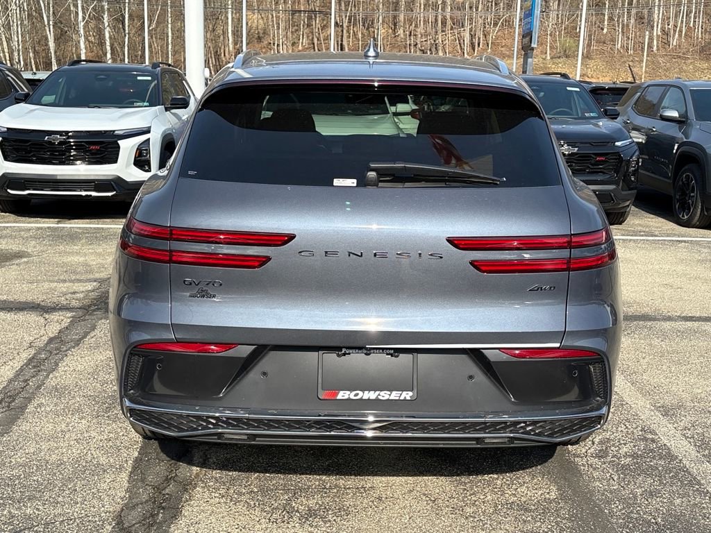 New 2026 Genesis GV70 2.5T Advanced image 4