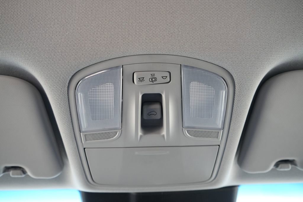 Certified 2023 Hyundai Kona Limited w/ Winter Weather Package image 18