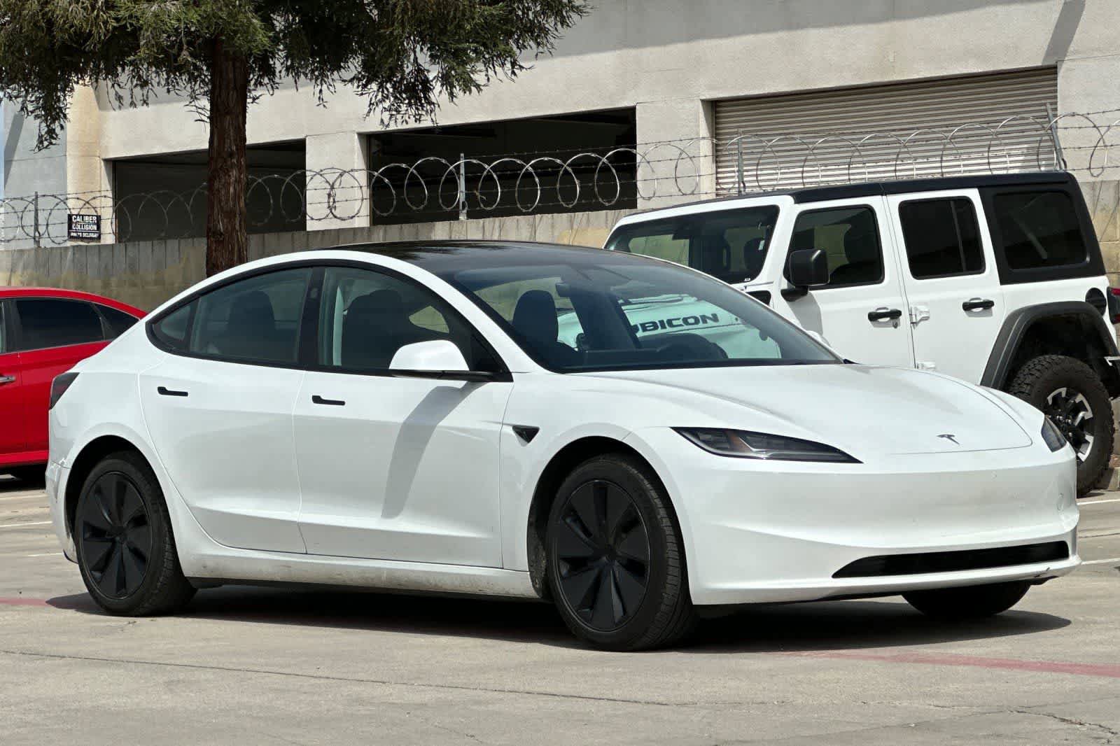 Used 2025 Tesla Model 3 Long Range RWD image 10