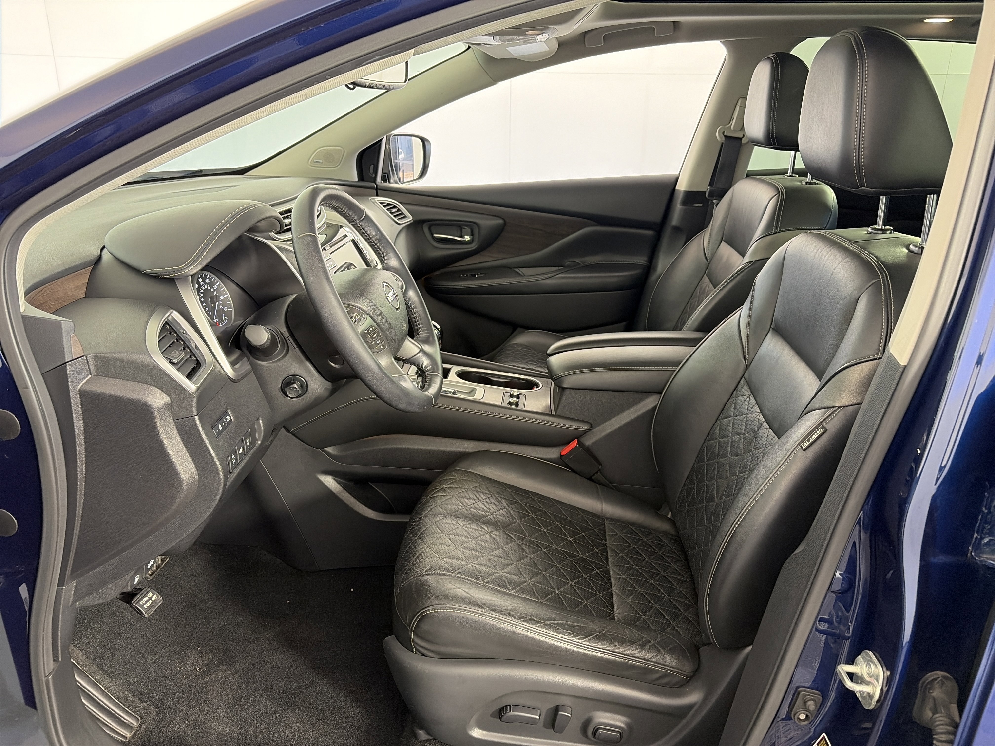 Used 2020 Nissan Murano Platinum w/ Cargo Package AWD/4WD image 6