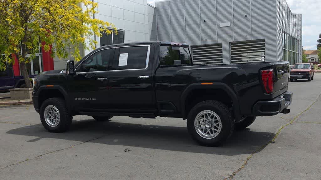 Used 2023 GMC Sierra 3500 Denali AWD/4WD image 6