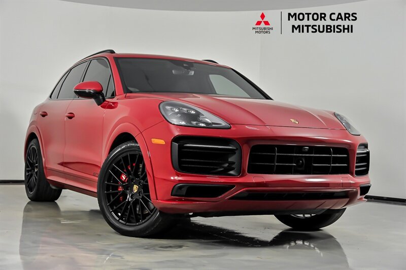 Used 2023 Porsche Cayenne GTS AWD/4WD image 1