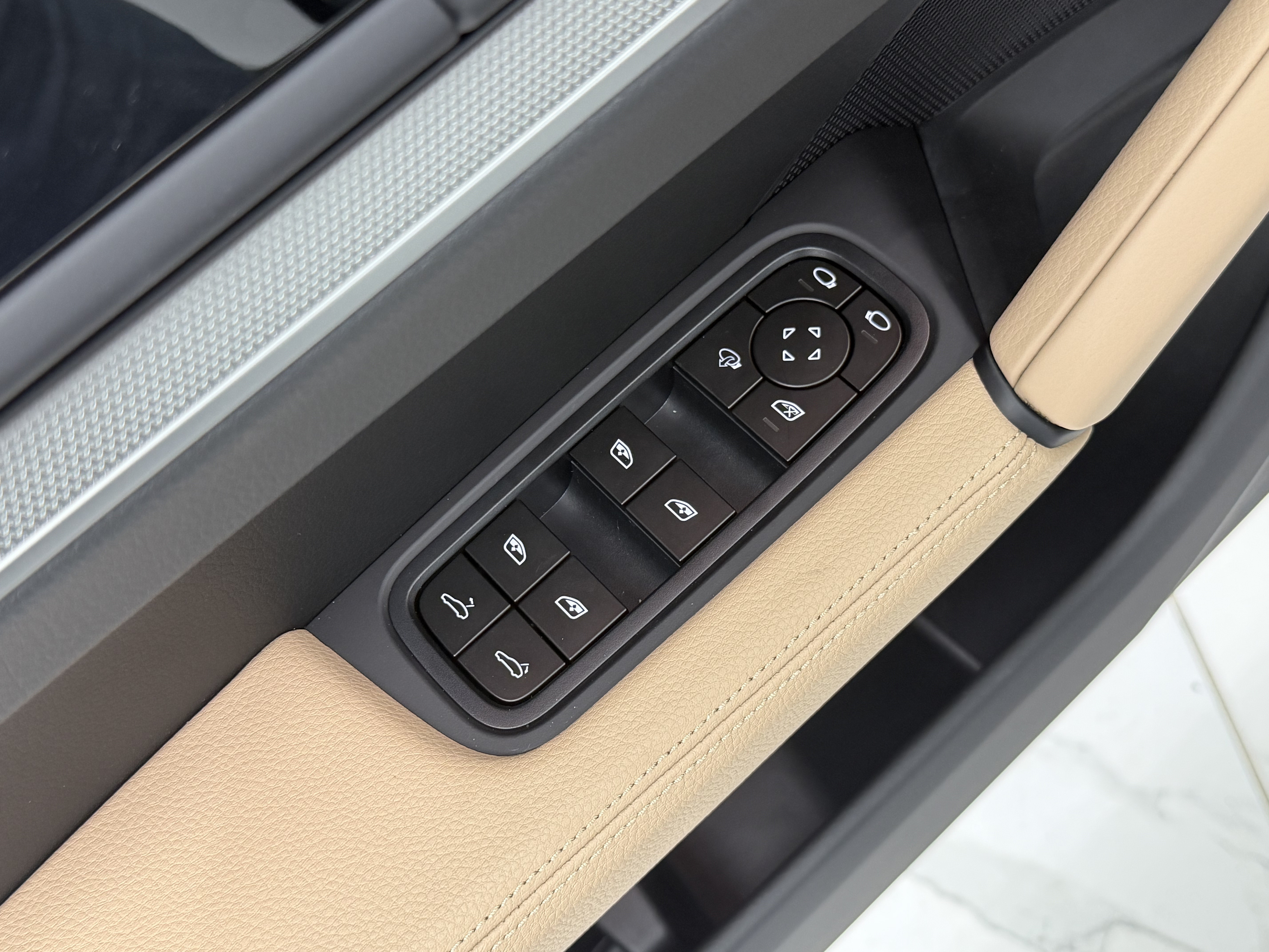 New 2026 Porsche Cayenne AWD/4WD image 28