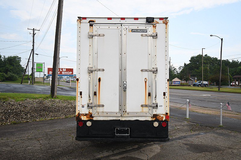 Used 2013 Chevrolet Express 3500 RWD image 6
