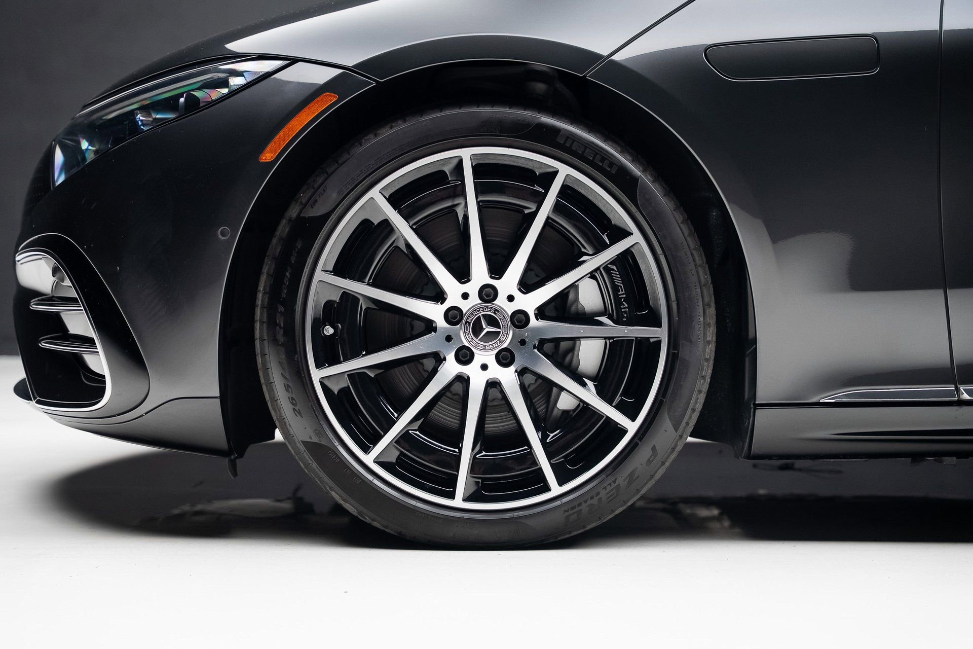 Used 2023 Mercedes-Benz EQS 580 4MATIC Sedan image 19