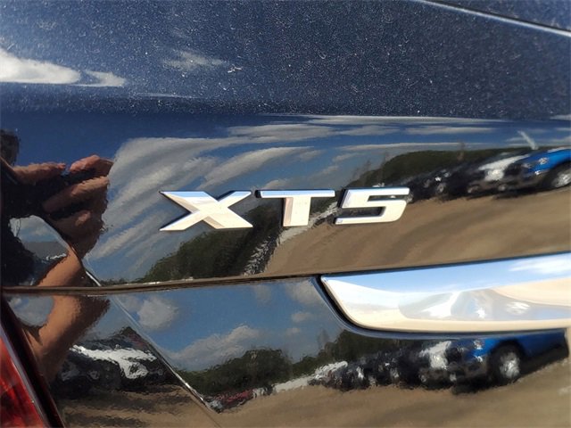 Used 2021 Cadillac XT5 Premium Luxury image 5