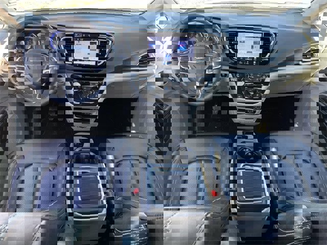 Used 2024 Chrysler Pacifica Touring-L image 9