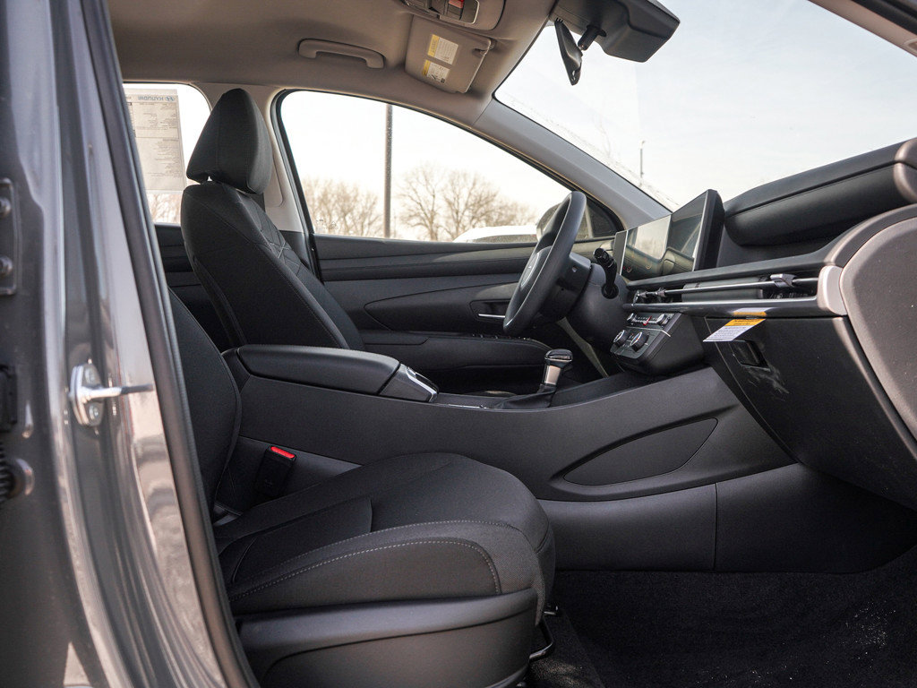 New 2026 Hyundai Tucson SE image 10