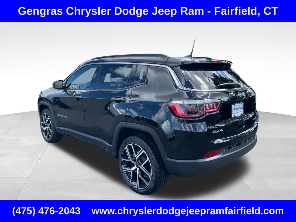Certified 2025 Jeep Compass Limited AWD/4WD image 5