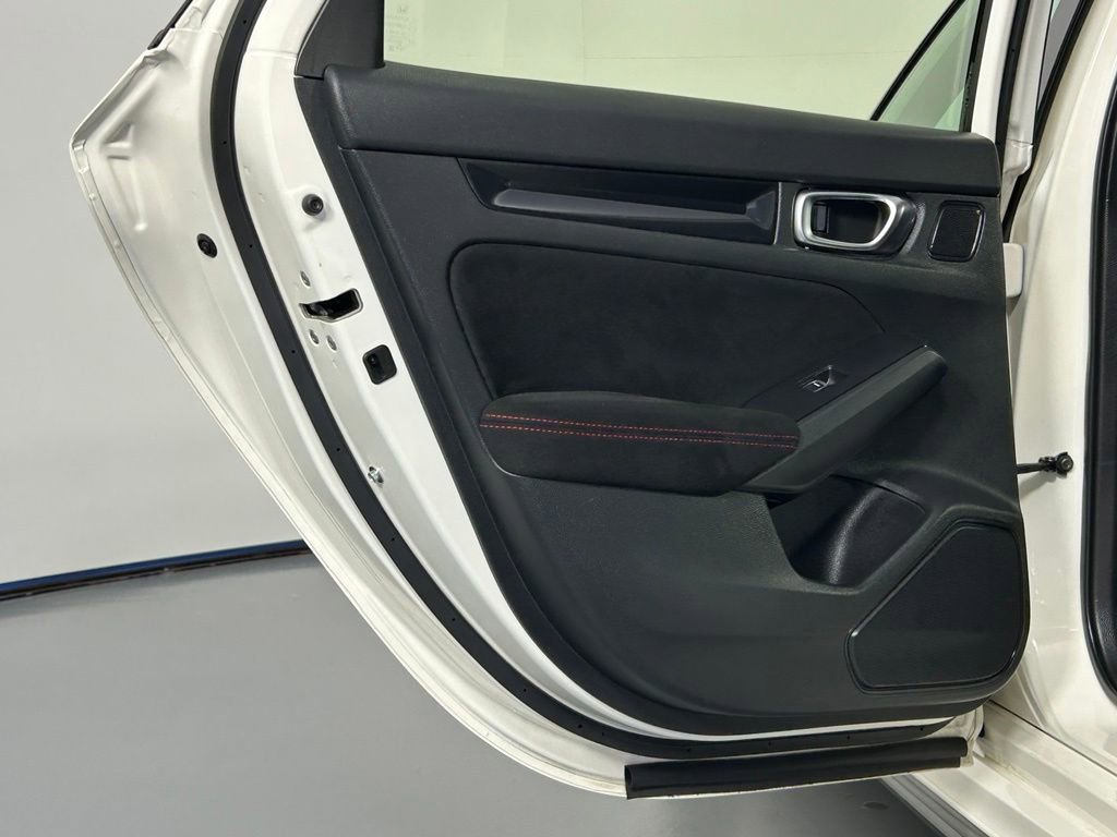 Used 2023 Honda Civic Type R image 15