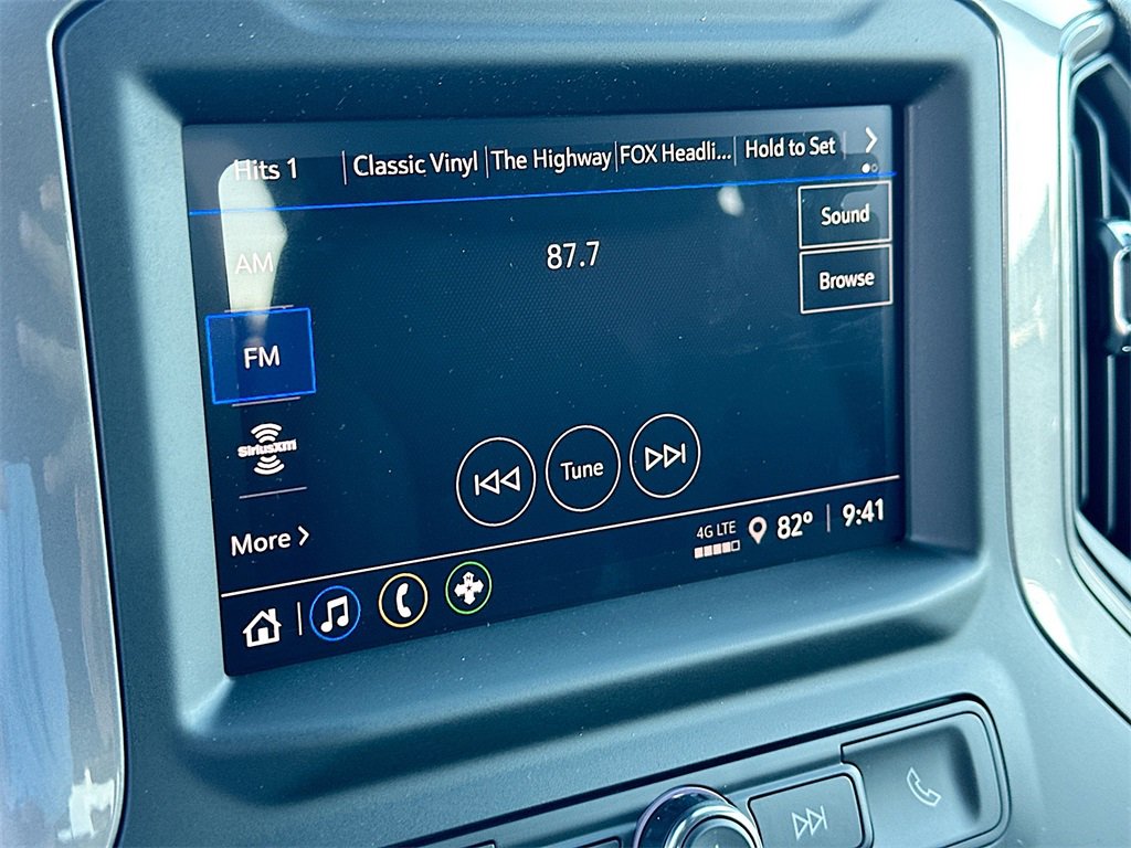 New 2026 Chevrolet Silverado 1500 Custom w/ LPO, Dark Essentials Package image 9