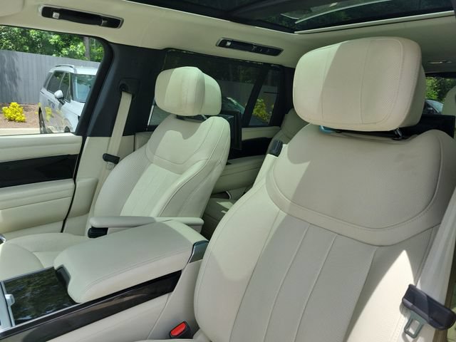 Used 2024 Land Rover Range Rover Long Wheelbase Autobiography AWD/4WD image 25