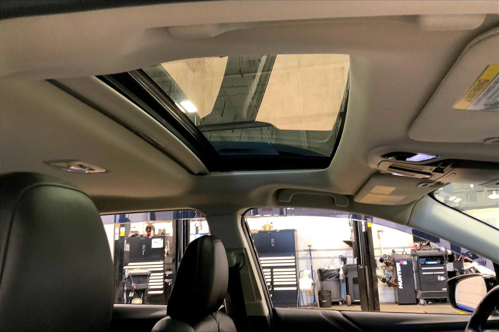 Used 2023 Subaru Outback Limited XT image 15