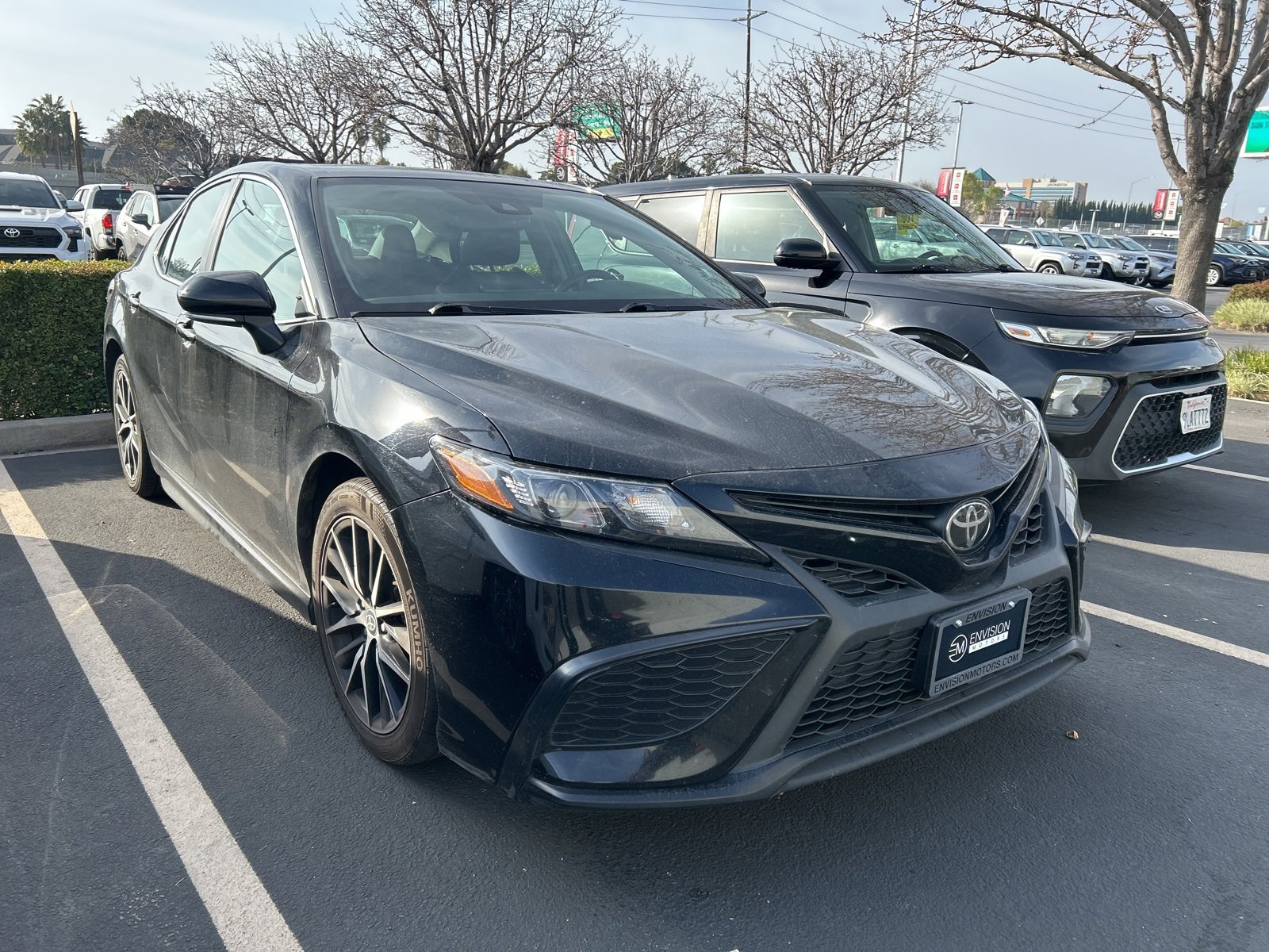 Certified 2024 Toyota Camry SE image 1