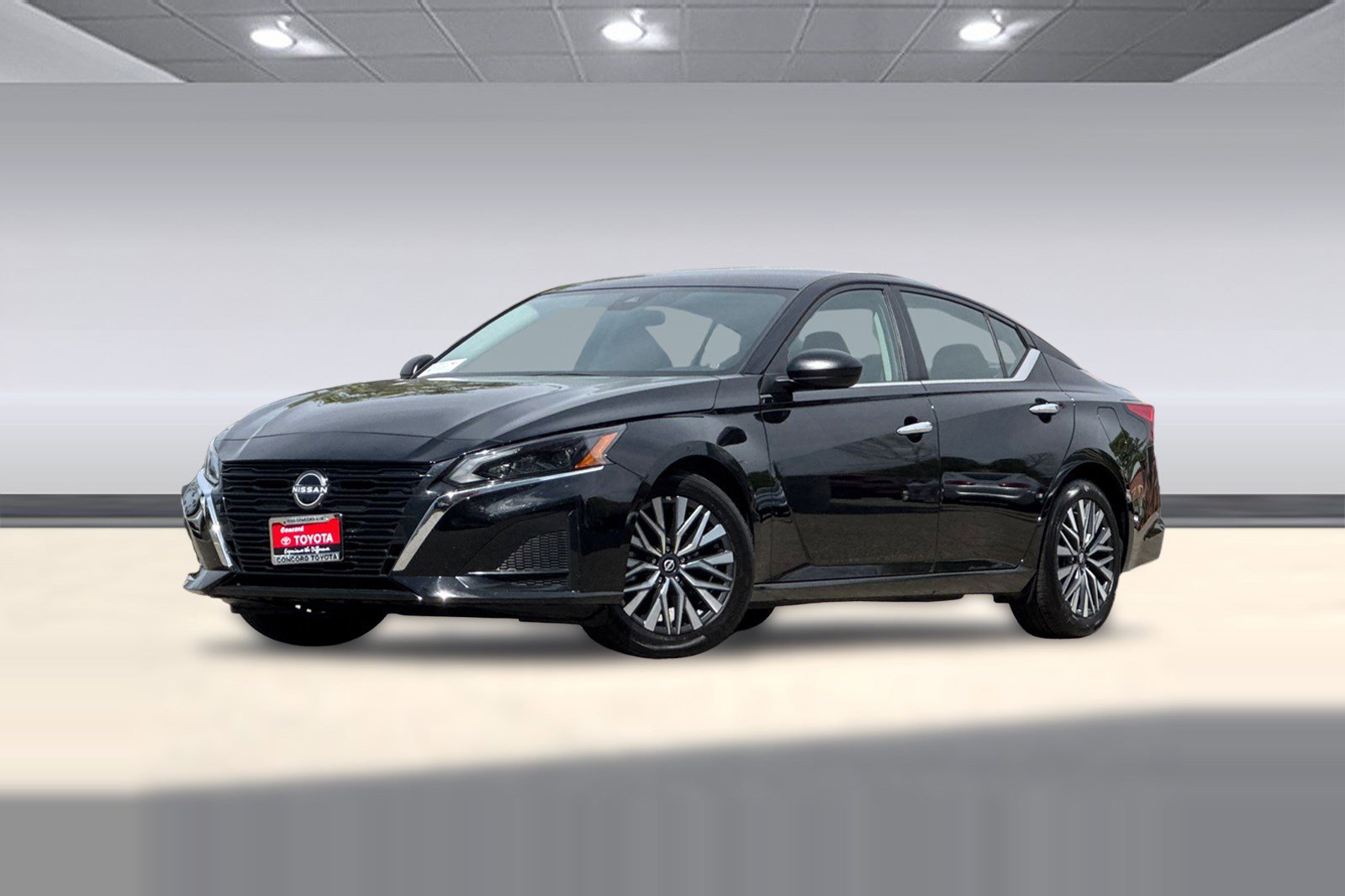 Used 2025 Nissan Altima 2.5 SV image 24