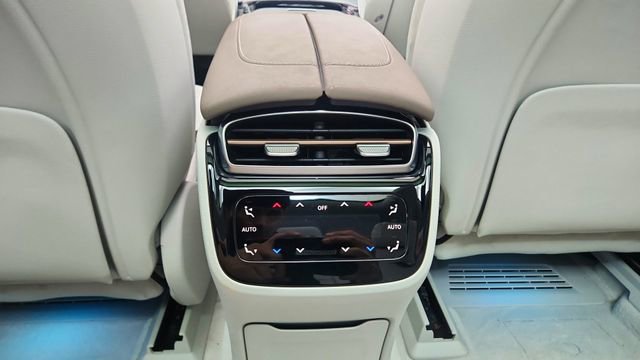 Used 2023 Mercedes-Benz EQS 450+ 4MATIC SUV w/ Exclusive Trim Package image 41