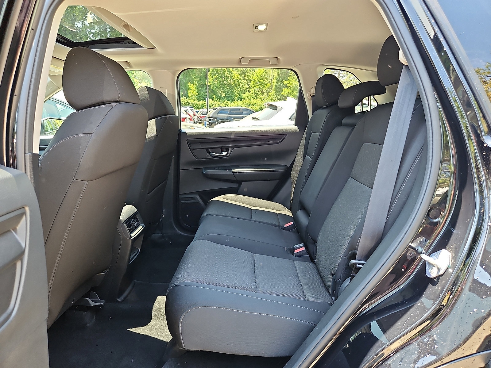Used 2023 Honda CR-V EX image 13