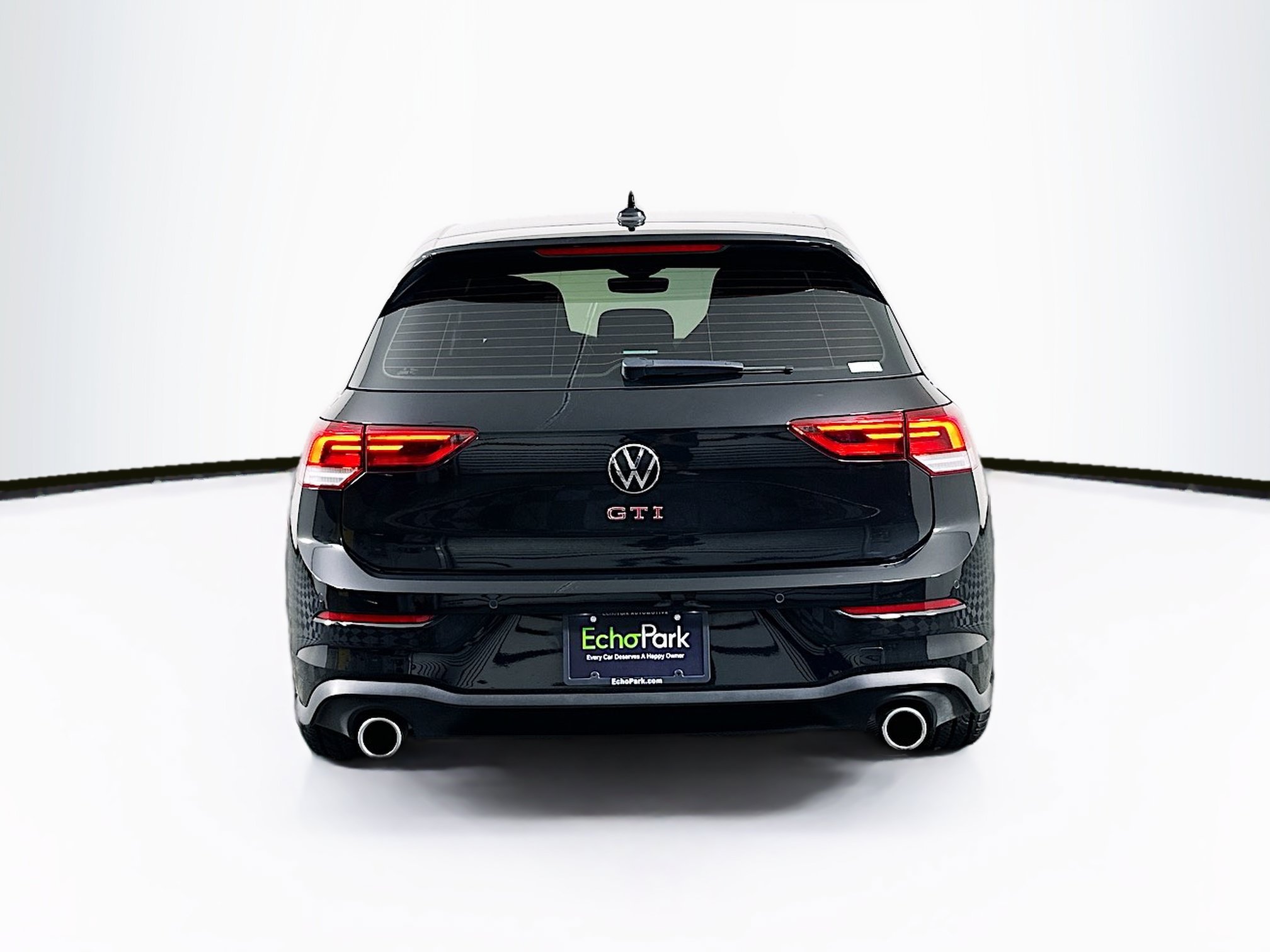 Used 2024 Volkswagen GTI SE FWD image 7