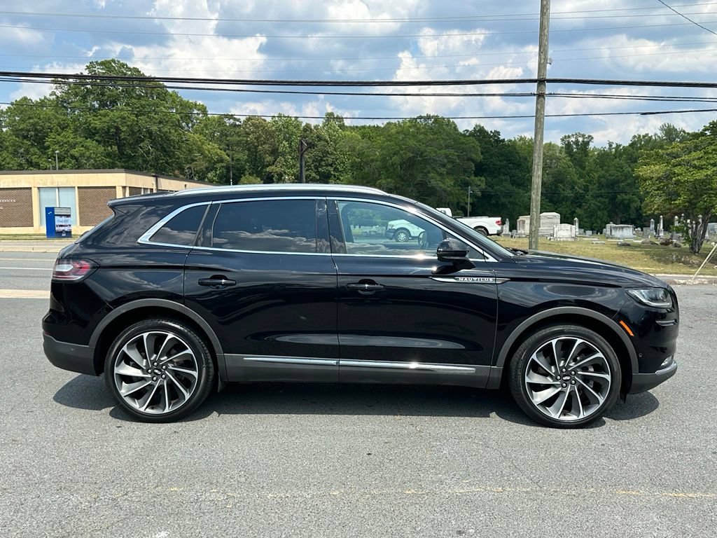 Used 2023 Lincoln Nautilus Reserve w/ Equipment Group 202A AWD/4WD image 11